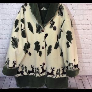 Woman’s Denali reversible fleece coat roll sleeve